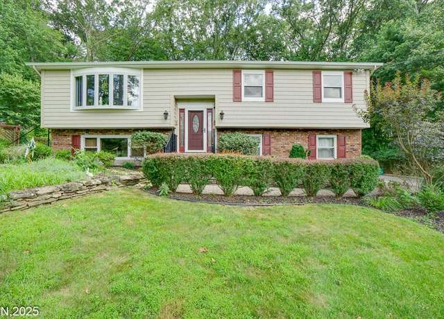 Property at 193 Washington Ave, Tappan, NY 10983, 3 beds, 2.5 baths