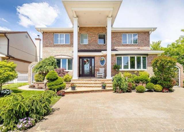 Property at 189 Philips Pl, Oceanside, NY 11572, 4 beds, 3 baths