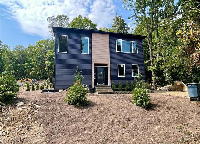 Property at 15 County Highway 5, Greenwood Lake, NY 10925, 3 beds, 2 baths