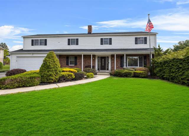 Property at 216 Maple Ave, Monroe, NY 10950, 5 beds, 4 baths