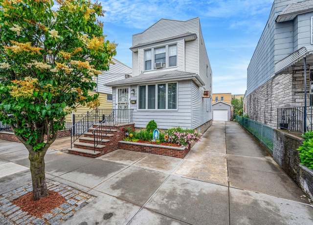 Property at 66-13 73rd Pl, Middle Village, NY 11379, 3 beds, 2.5 baths