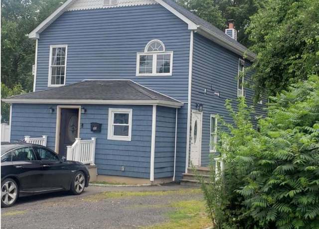 Property at 30 Mindres Ave, Brentwood, NY 11717, 6 beds, 3 baths