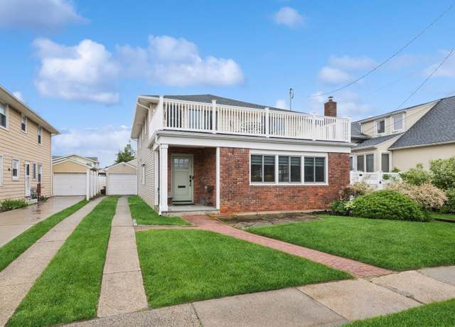 Property at 106 Maple Blvd, Long Beach, NY 11561, 4 beds, 4 baths