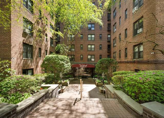 Property at 10 Franklin Ave Unit 2P, White Plains, NY 10601, 2 beds, 2 baths