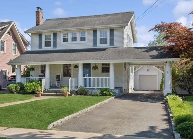 Property at 339 Pine St, Freeport, NY 11520, 3 beds, 1.5 baths
