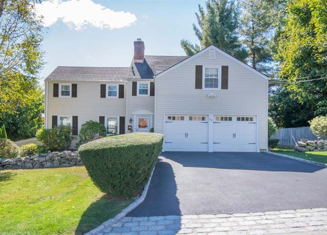 Property at 99 Rockingchair Rd, White Plains, NY 10607, 4 beds, 2.5 baths