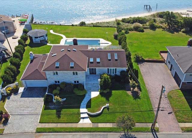 Property at 46 Riviera Dr S, Massapequa, NY 11758, 4 beds, 3 baths