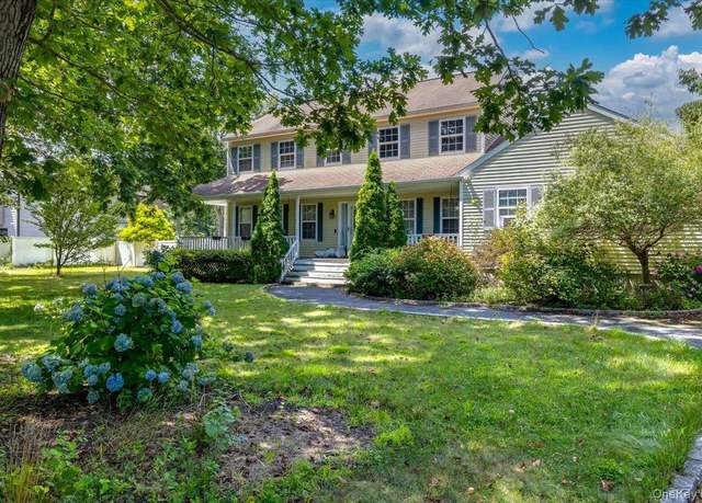 Property at 262 Radio Ave, Miller Place, NY 11764, 5 beds, 5 baths
