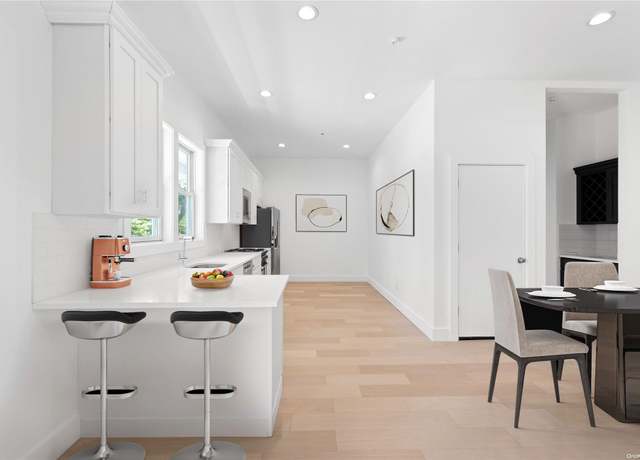 Property at 21 Montauk Hwy #10 #10, Westhampton, NY 11977, 2 beds, 2 baths