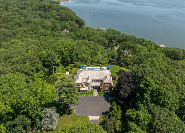 Property at 12 North Rd, Laurel Hollow, NY 11771, 4 beds, 5.5 baths