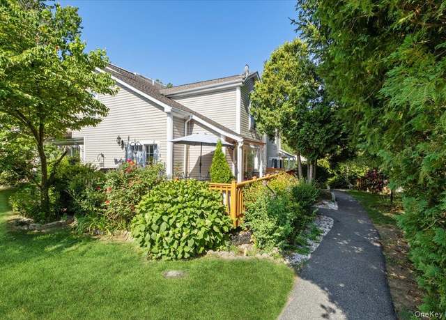 Property at 55 Pembrooke Ct, Putnam Valley, NY 10579, 2 beds, 2.5 baths