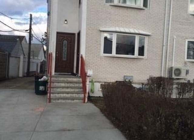 Property at 23913 86th Ave, Bellerose, NY 11426, 4 beds, 4 baths
