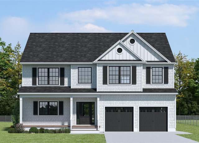 Property at 104 Schoolhouse Rd, East Islip, NY 11730, 4 beds, 2.5 baths