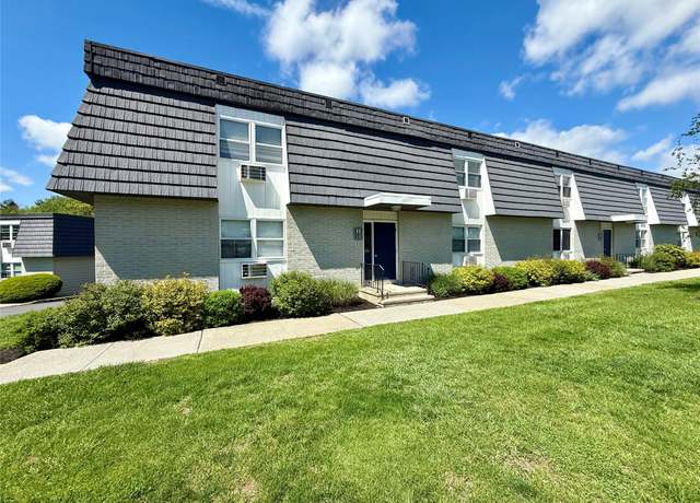 Property at 11 White Gate Rd Unit 11C, Wappingers Falls, NY 12590, 1 bed, 1 bath