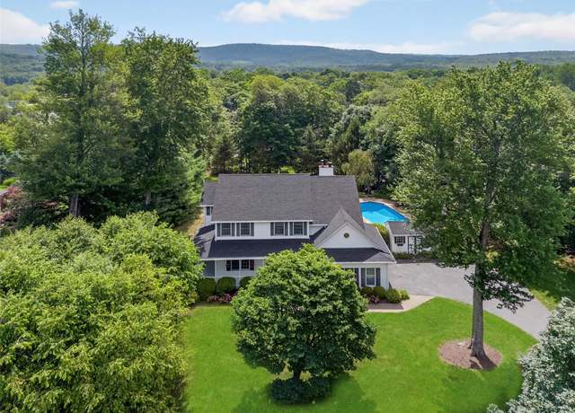 Property at 23 Cranberry Pond Rd, Putnam Valley, NY 10579, 3 beds, 2.5 baths