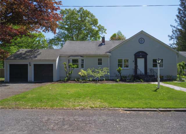 Property at 65 N Parsonage St, Rhinebeck, NY 12572, 3 beds, 1 bath