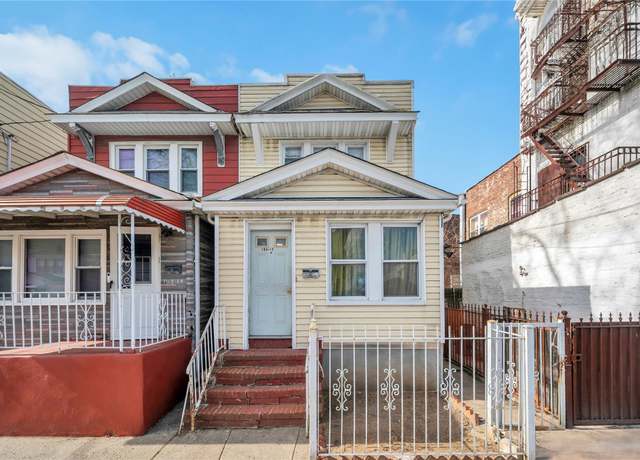 Property at 10312 114th St, Richmond Hill S., NY 11419, 4 beds, 3 baths