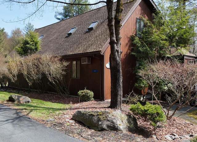 Property at 4 Water Lilly Ln, Monticello, NY 12701, 3 beds, 3 baths