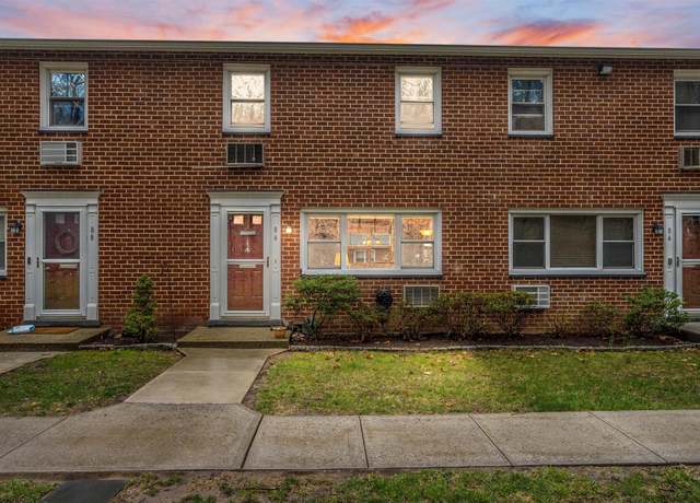 Property at 86 Charter Cir #86, Ossining, NY 10562, 2 beds, 1 bath