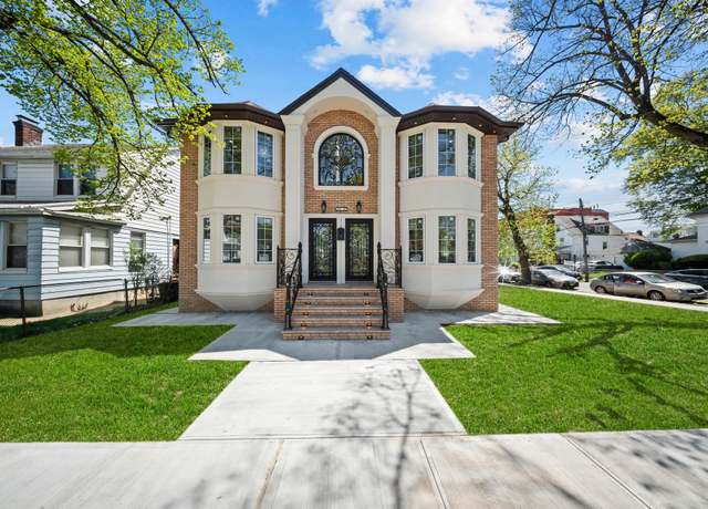 Property at 104-03 196 St, Hollis, NY 11412, 10 beds, 7 baths