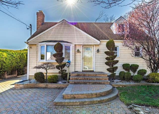 Property at 16 Ocean Ave, Bellmore, NY 11710, 3 beds, 2 baths