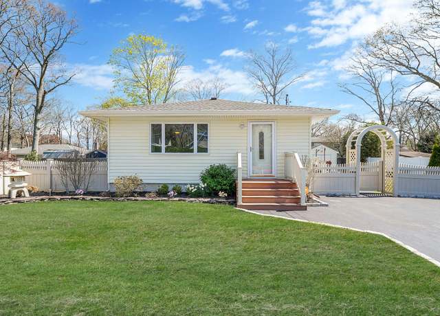 Property at 89 Alder Dr, Mastic Beach, NY 11951, 3 beds, 2 baths