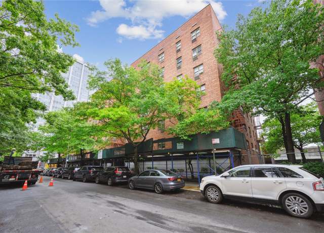 Property at 94-30 60 Ave Unit 3H, Elmhurst, NY 11373, 3 beds, 1.5 baths