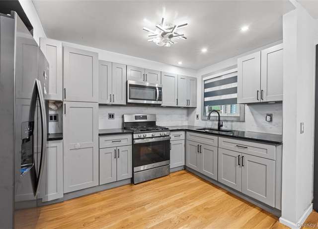 Property at 1103 Adee Ave, Bronx, NY 10469, 4 beds, 3 baths