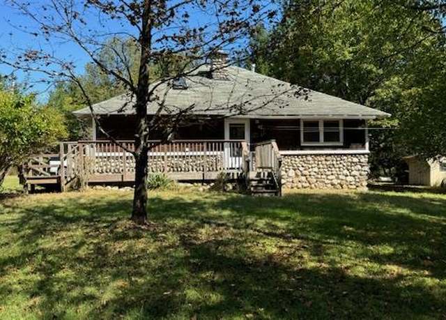 Property at 471 Mountain Rd, Bloomingburg, NY 12721, 2 beds, 1 bath