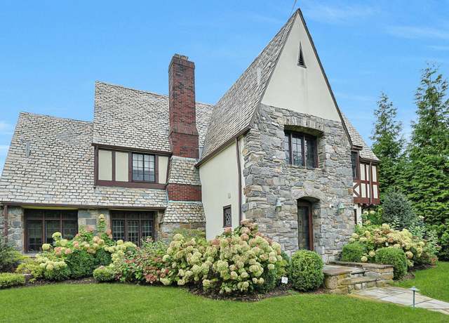 Property at 20 Tintern Ln, Scarsdale, NY 10583, 5 beds, 4.5 baths