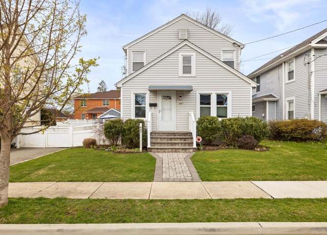 Property at 447 Burkhard Ave, Williston Park, NY 11596, 3 beds, 1.5 baths