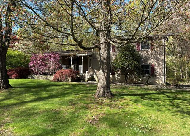 Property at 10 Fox Hill Rd, Wappingers Falls, NY 12590, 4 beds, 2.5 baths