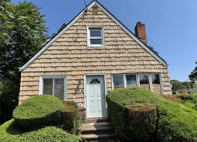 Property at 185 Alabama Ave, Hempstead, NY 11550, 5 beds, 2 baths