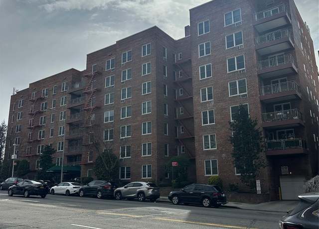 Property at 241-20 Northern Blvd Unit 1M, Douglaston, NY 11362, 1 bed, 1 bath