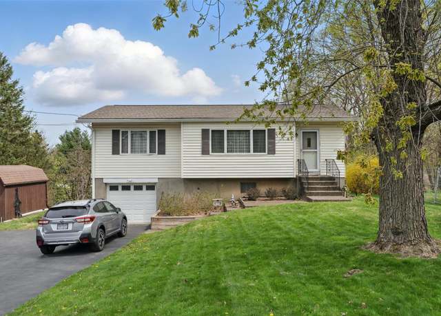 Property at 26 Sears Rd, Monroe, NY 10950, 3 beds, 1 bath