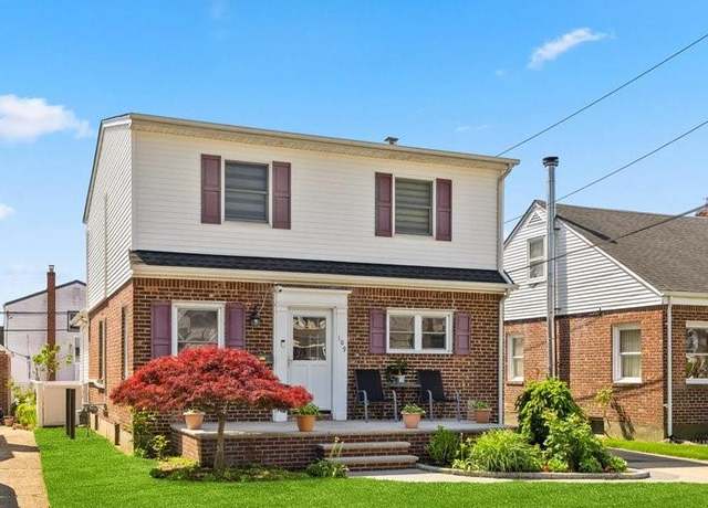Property at 109 Wilton St, New Hyde Park, NY 11040, 4 beds, 2 baths