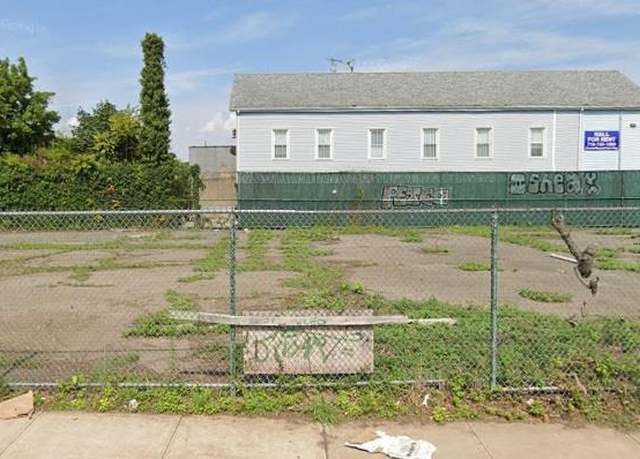 Property at 1 Water St, Staten Island, NY 10304