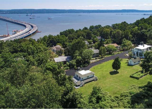 Property at 71 Old Mountain Rd S, Nyack, NY 10960, 6 beds, 5.5 baths