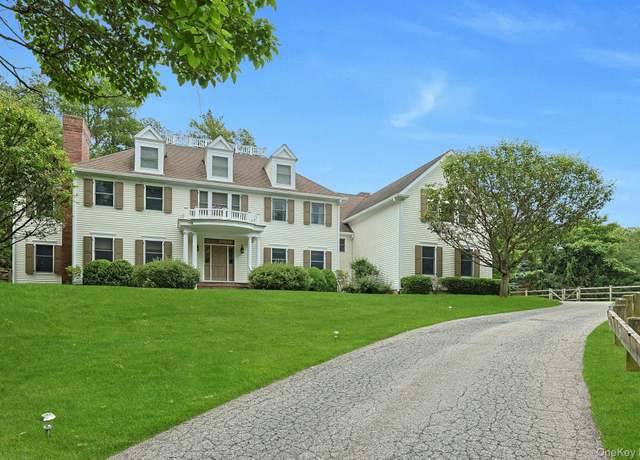 Property at 17 Hammond Ridge Rd, Bedford Corners, NY 10549, 4 beds, 4.5 baths