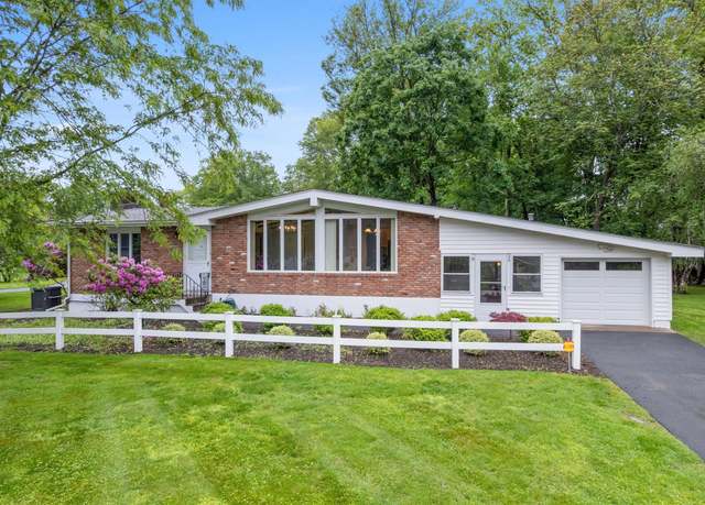 Property at 26 Linden Ct, New City, NY 10956, 3 beds, 2 baths