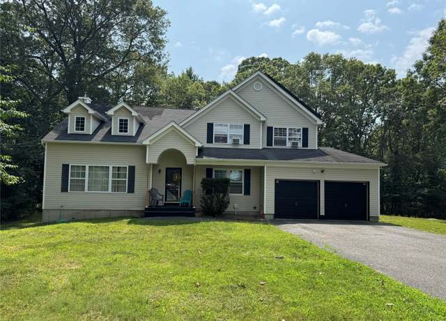 Property at 64 Barbara Ln, Middle Island, NY 11953, 4 beds, 2.5 baths