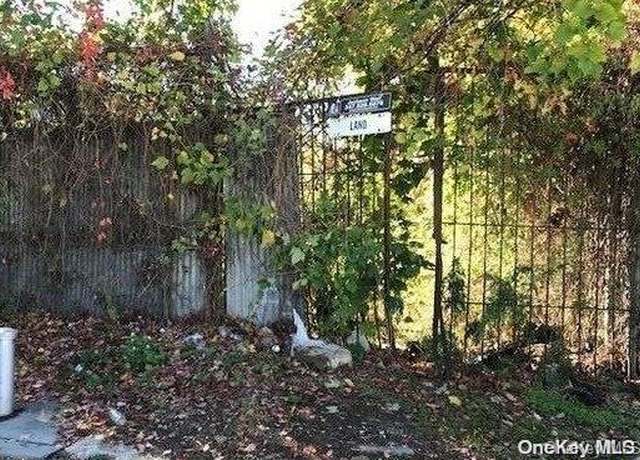 Property at 90-62 187th St, Hollis, NY 11423
