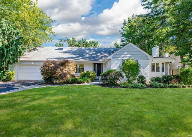 Property at 410 Church Ave, Woodmere, NY 11598, 5 beds, 3.5 baths