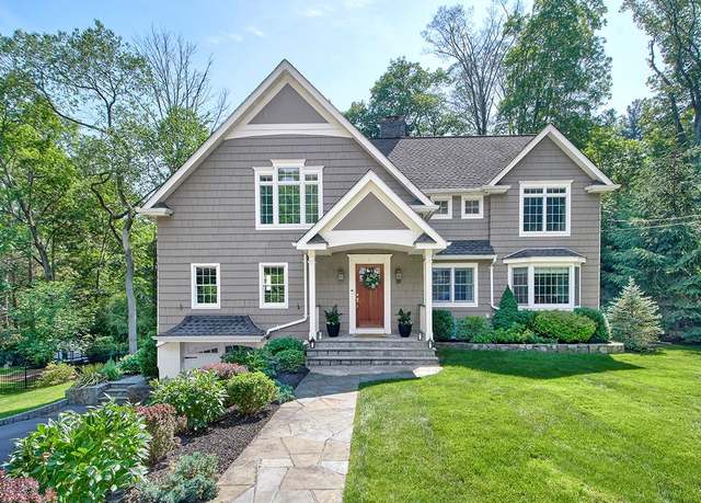Property at 31 Wynnewood Rd, Chappaqua, NY 10514, 4 beds, 3 baths