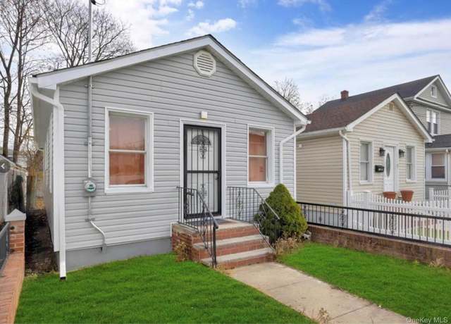 Property at 12033 144th St, South Ozone Park, NY 11436, 3 beds, 2 baths