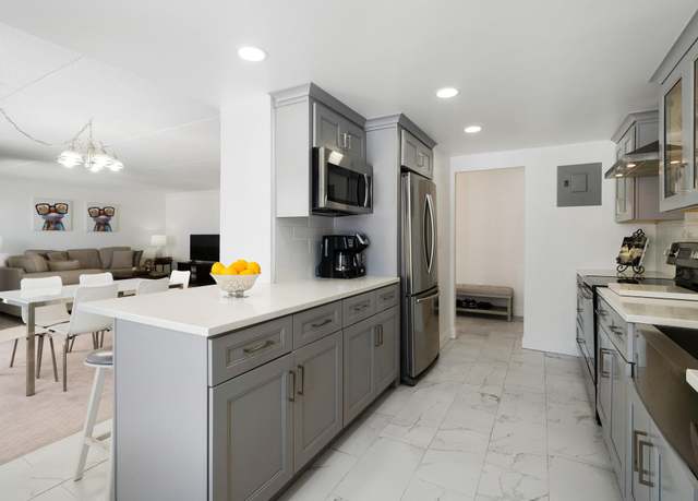 Property at 400 High Point Dr #210, Hartsdale, NY 10530, 2 beds, 2 baths