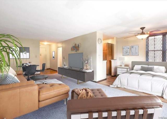 Property at 99-35 59 Ave Unit 5L, Corona, NY 11368, 1 bath