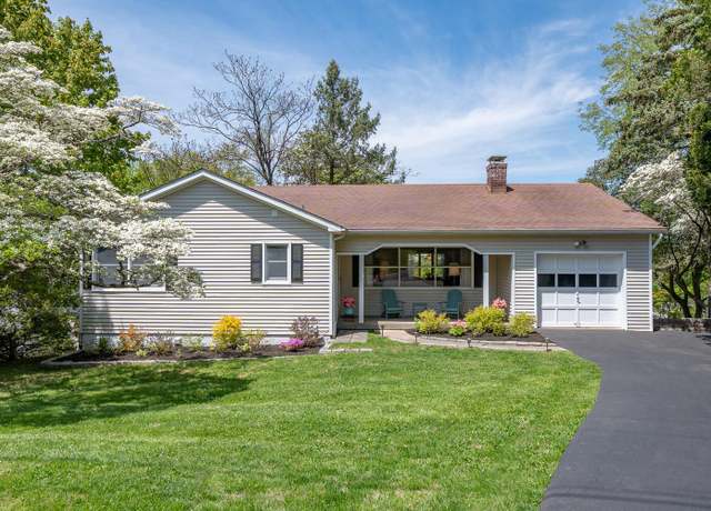 Property at 25 Ganung Dr, Ossining, NY 10562, 4 beds, 3 baths