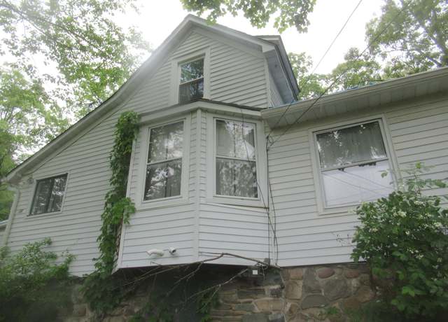 Property at 36 Weygant Hl, Highland Mills, NY 10930, 3 beds, 3 baths