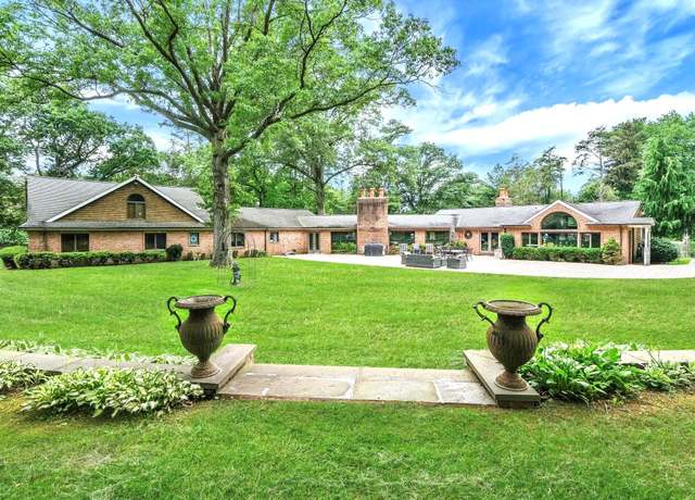 Property at 9 Chicken Valley Rd, Old Brookville, NY 11545, 6 beds, 3.5 baths